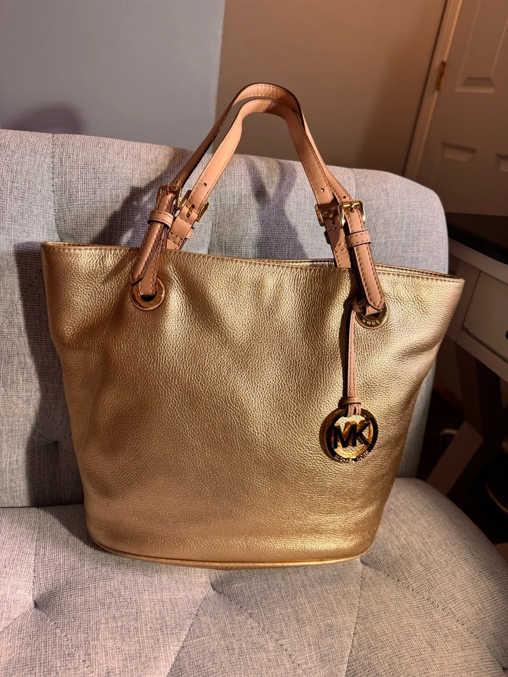 Michael Kors Gold Pebbled Leather Tote with Gold MK Charm - Picture 4 of 16